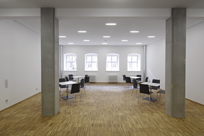 Forst Uni Aufenthaltsraum