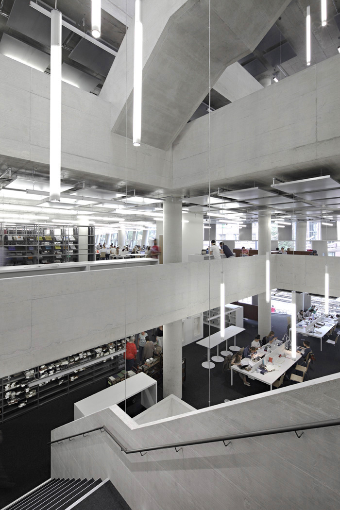 Luftraum, Treppenhaus