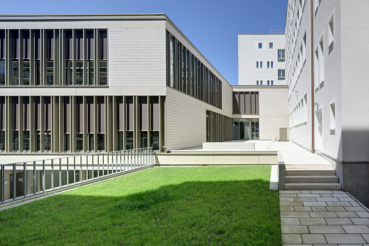 foto Fakultät Wirtschaftswissenschaft Universität Freiburg, Aussenaufnahme