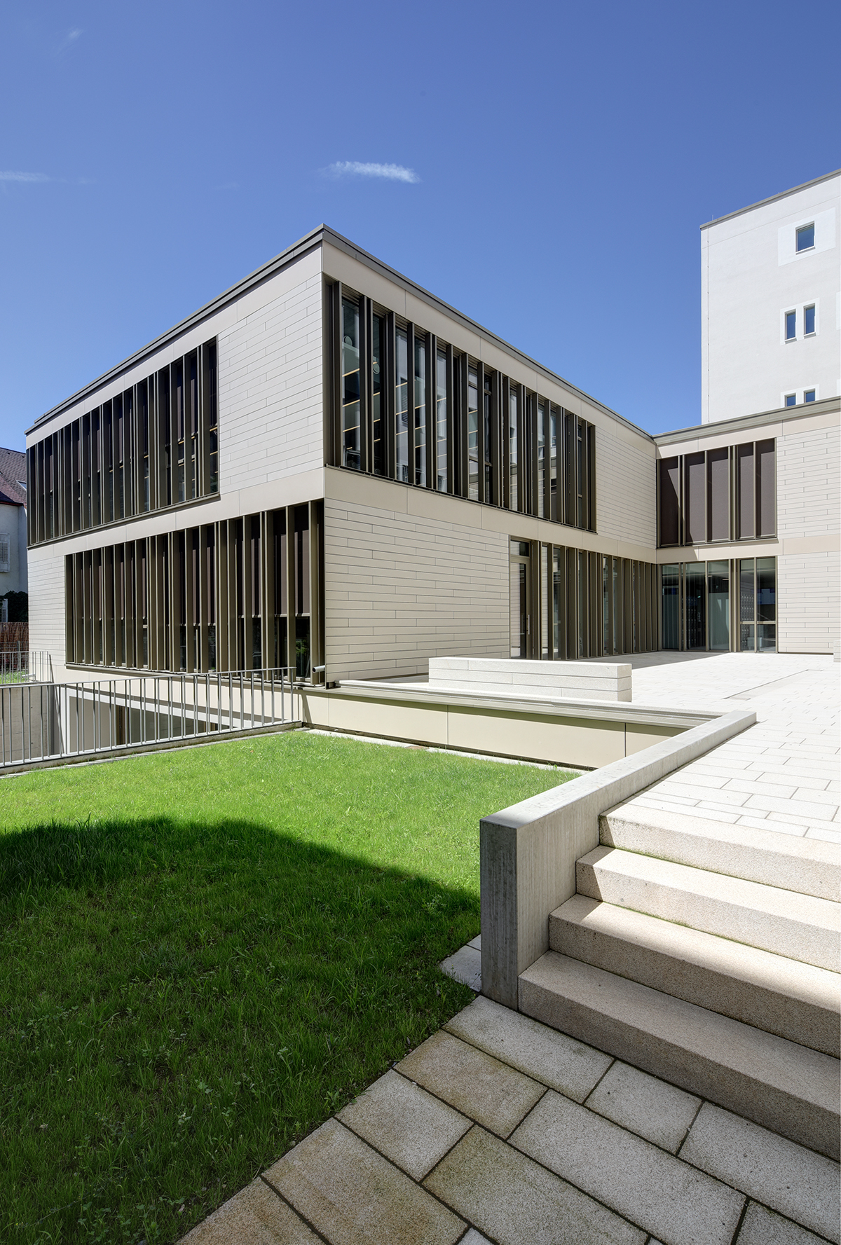 foto Fakultät Wirtschaftswissenschaft Universität Freiburg, Aussenaufnahme