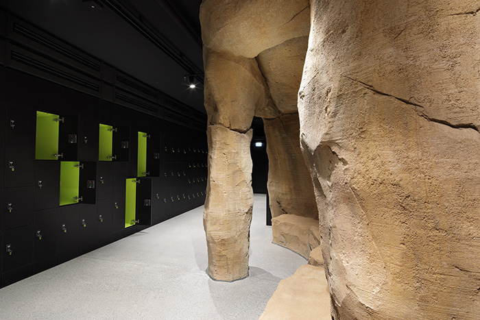 Schliessfächer mit Höhle