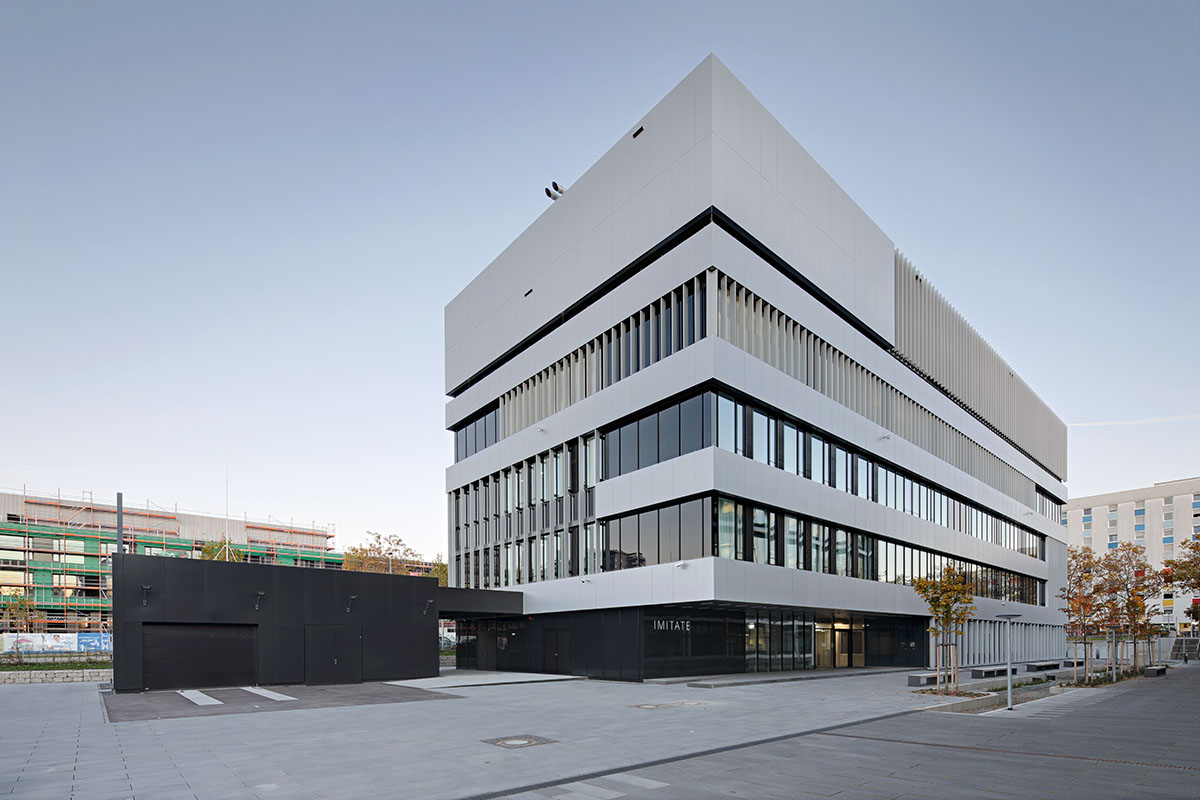 aufnahme imitate centre